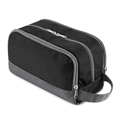 China Waterproof Portable Wash Bag Fashion Basic Cosmetic Bag Toiletry Bag Gym Shaving Bag For Men for sale