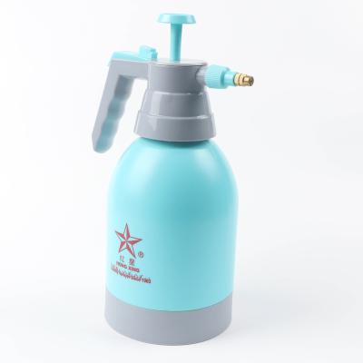 China High Efficient Professional Garden 1.5L Adjustable Plastic Hand Operate Pump Pressure Garden Pump Sprayer for sale