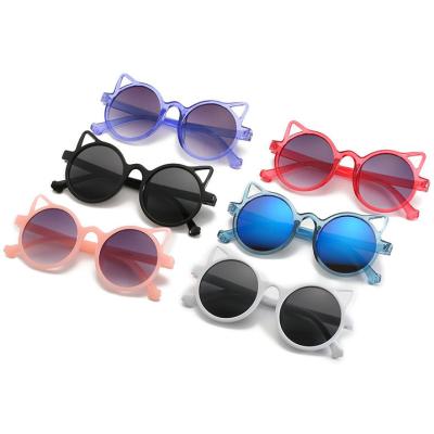 China Eco-friendly Plastic Lightweight Sun Glasses Over The U-top Fashionable Kids Cat Shape Cute Comfort Sunglasses Shades for sale