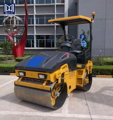 China Building Material Shops XMR303 Tandem Vibratory Mini Road Roller for sale