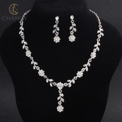 China Wholesale Simple ALLOY Flower Necklace Earring Sets for sale