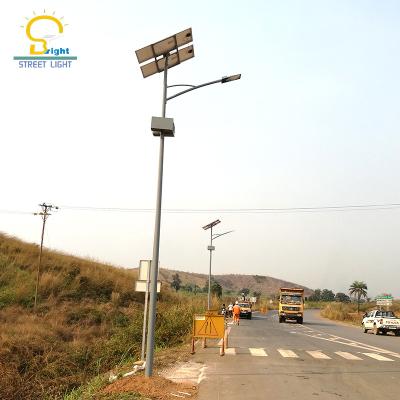 China New cheap ROAD solar street lights outdoor for lamp 30w 8m project led solar street light for sale