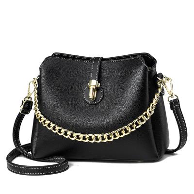 China 2022 fashion large capacity bucket girls elegant swapping cross small - body bag chain ladies shoulder bag women's handbags simple handbags for sale