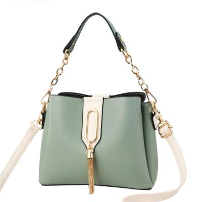 China Exquisite new fashion design cross body bag women bags bucket bag chain one-shoulder handbags cross swapping for sale