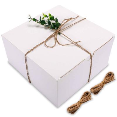 China Caja de regalo de papel para aniversarios cumpleaños y bodas en venta