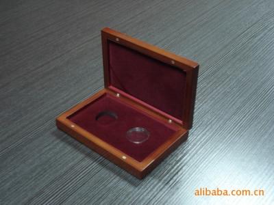 China Wooden Coin display with red color for sale