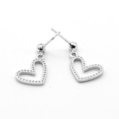 China Wholesale Custom Fashion Trendy Heart Shaped Charm Woman Minimalist Silver Earring for sale