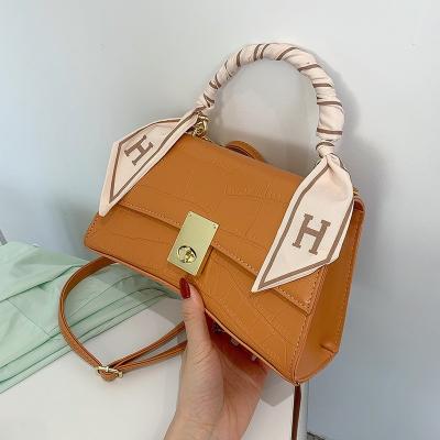 China 2022 ENGLAND STYLE Fashion Handbag Ladies Shoulder Bags Cross Shoulder Bag For Women Purse Handbag for sale