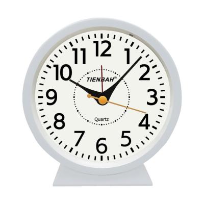 China LUMINOVA Modern Silent Circle Field Analog Novelty Metal Desktop Alarm Clock for sale