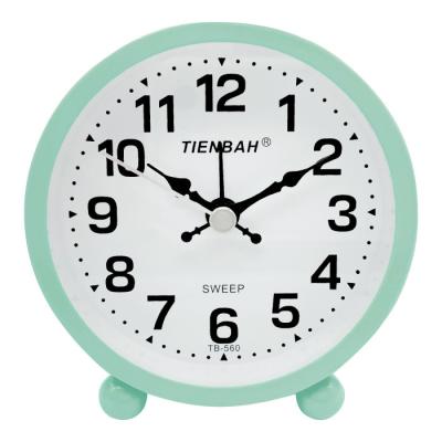 China Wholesale Antique Style Child Wake Up Round Kids Bedroom Bedside Mini Desk Alarm Clock Non Ticking for sale