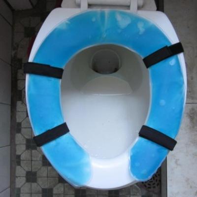 China el mejor asiento de inodoro suave, cojín de enfriamiento del gel con de alta calidad en azul en venta