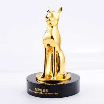 China Europe Custom Gold Cat Trophies And Awards High Quality Gold Metal Cat Awards for sale