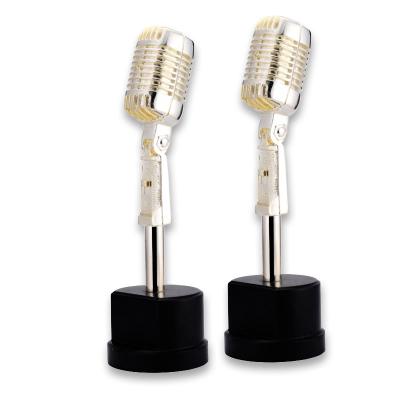 China Custom Europe Microphone Trophy Cup Good Quality Metal Microphone Trophies And Awards for sale