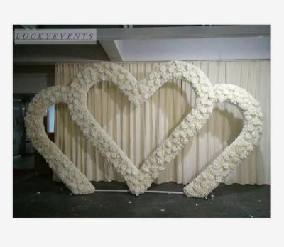 China LFB1521-white Silk Rose Customize 16ft Tall Heart Shape Wedding Arch Artificial Flower Silk Rose Flower Arrangement for sale