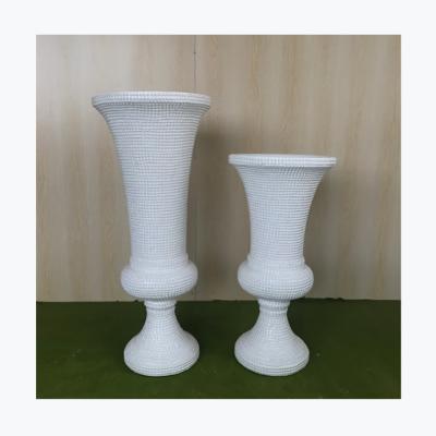 China Wholesale Elegant White Large Resin Flower Pot Resin-inforced Large Flower Pot and Fiberglass Planters for sale