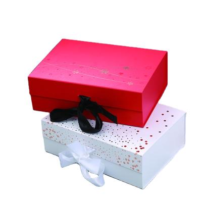 China Recyclable Cosmetic Luxury Packaging Flat Folding Shipping Paper Gift Boxes for sale