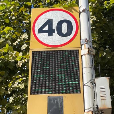 China STJ1-9 300m Distance Traffic Speed ​​Solar Led Warning Signs for sale