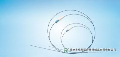 中国 医学の泌尿器科学の親水性使い捨て可能な外科装置NitinolのGuidewire 販売のため