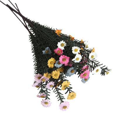 China Artificial PE Flower Mini Daisy Flower 7 Heads Daisy Flower Stem For Hotel Decoration for sale