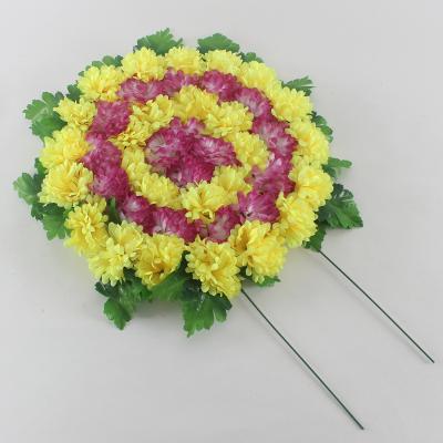 China Eco-Friendly 66Cm Fabric Faux Flower Garland Artificial Dahlia Flower Wreaths For Funeral Arrangement for sale