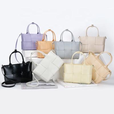 China 903# Medium New Fashion Women Tote Bags Pleated Trendy Braided Cross - Body Bag Lady Shoulder Bag in Guangzhou for sale