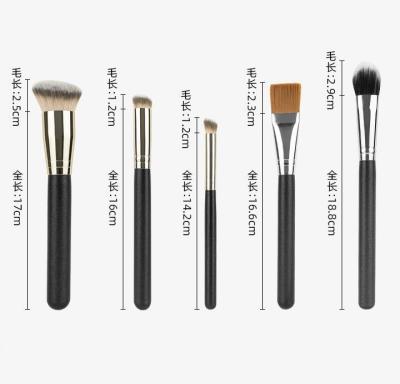 China Customized Flat Brush Makeup Angled Concealer Brush, Brush Tools Kabuki Foundation Liquid Brush, Mask Makeup Cream Flat Brush for sale