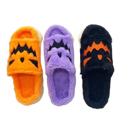 China Popular Hot Sale Anti-Smell Pumpkin Indoor Slipper Use Halloween Slippers For House Slippers for sale