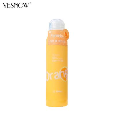 China New Next Yesnow Vitamin C Aloe Watermelon Peach Fruit Waterproof Hydration Lighting Face Setting Spray for sale