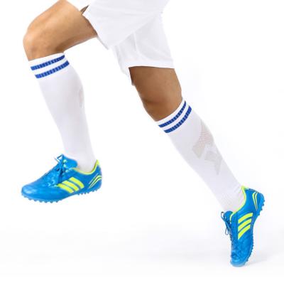 China Light Color Breathable Sport Soccer Football Long Grip Breathable Hot Selling Socks for sale