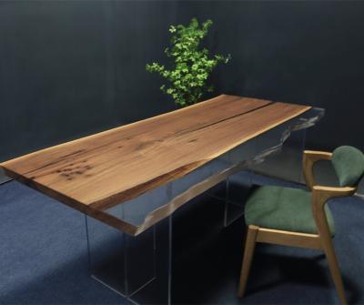 China 12% Below Live Edge Walnut Slab Top (Top) Resin Table Water Content Epoxy Resin Black Walnut Solid Wood Dining Table for sale