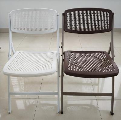 China UV-Resistant Steel Mesh Folding Chair Home Use for sale