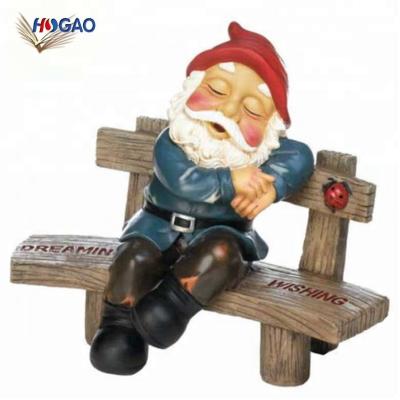 China China Manufacturers OEM Figurines Resin Decoration Miniature Garden Gnome Decoration For Home Lawn Garden for sale