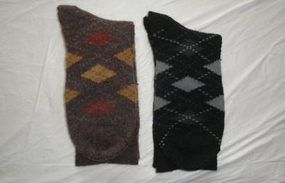 China Soft Hand Warm Mens Wool Argyle Socks Brown / Black For Winter for sale