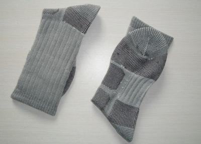 China Comfortable Knitted Cotton Mens Work Socks Sporty With Argyle Pattern for sale