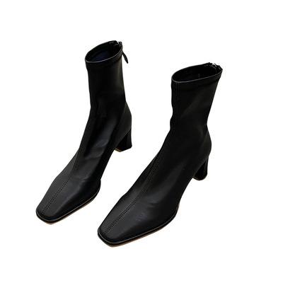 China Thermal Most Square Head New Popular Ladies Mid-To Boots Black Thick Heel Women's Boots for sale