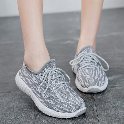 China Factory Wholesale Fashion Trend Ladies Breathable And Comfortable Mesh Sports Shoes Gray Women Sneakers for sale