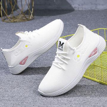 China Fashion Trend Wholesale Good Quality Ladies Mesh Sports Shoes White Women Breathable Non-slip Sneakers for sale