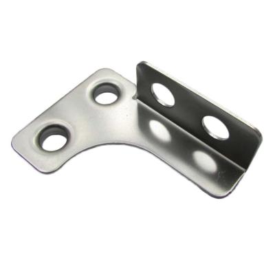 China Custom Auto Parts Z Shaped Spring Steel Galvanized Bracket for sale