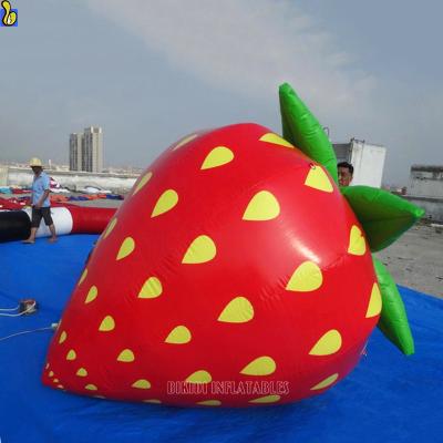 China PVC Tarpaulin Giant Inflatable Strawberry Balloon For Event/Advertising, Customized Inflatable Fruit Balloon for sale