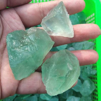 Κίνα Wholesale High Quality Natural Raw Fluorite From Europe Crystal Rough Healing Stone Green Rough προς πώληση