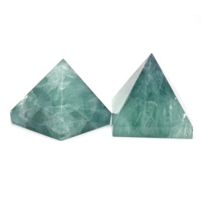 Κίνα China Wholesale Natural Quartz Fluorite Crystal Pyramid Used For Home Green Decoration and Gift προς πώληση