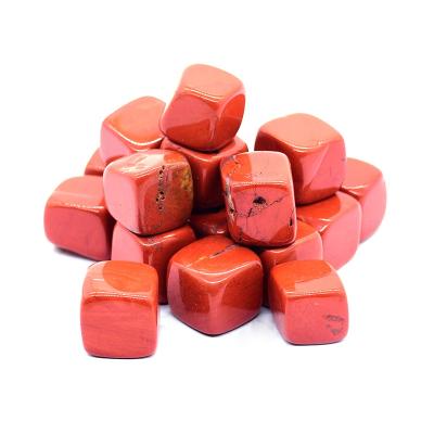 中国 Ore Chip Natural Point Tumbled Beads Jasper Crystal Gravel Gems Decoration Stone Natural Red From Europe Wholesale 100g 販売のため