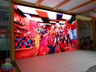 China SMD2121 P3 moving HD LED Display Indoor 111111 pixels 1Red 1Green 1Blue for sale