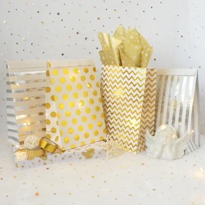 China Recyclable Wholesale BllalaLab Metallic Gold and Silver Aluminum Foil Candy Candy Treat Favor Bags for Party Gift Candy Bags for sale