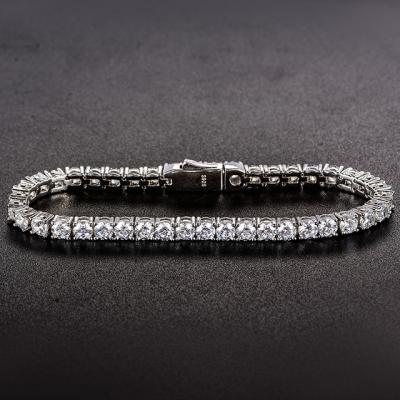 China Outlet CLASSIC Iced Out Cubic Zirconia Diamond Bracelets Men And Women Tennis Bracelet 925 Silver for sale