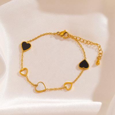 China FASHIONABLE Hot Sale 18K Gold Plated Stainless Steel Heart Charm White Black Bracelet Not To Tarnish Waterproof Oil Drop Bracelet For Women for sale