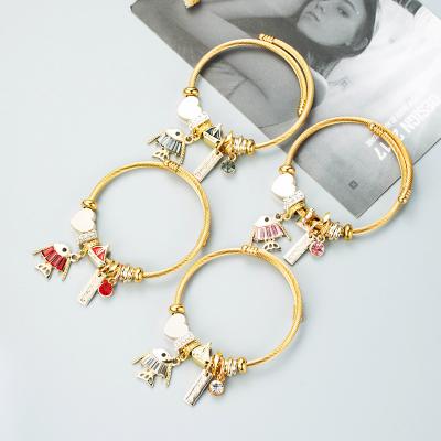 China FASHIONABLE DIY High Quality Crystal Big Hole Heart Beads Charm Bracelet Fish Bangle Pendant Bracelet For Women for sale