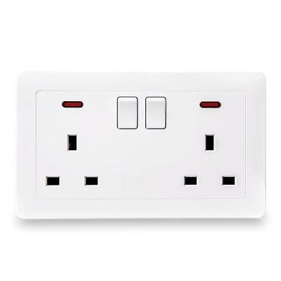 China ON-OFF Double socket with switch three hole square pin for sale