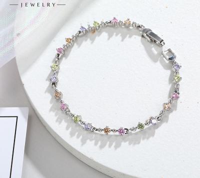 China 2021 New Bracelet Alloy 24 K Platinum Plating with Zircon for sale