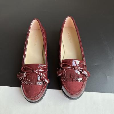 China Flat Shoes Women Tassel Loafers Shoes Casual Shoes Footwear Leather Shoes Soft for sale